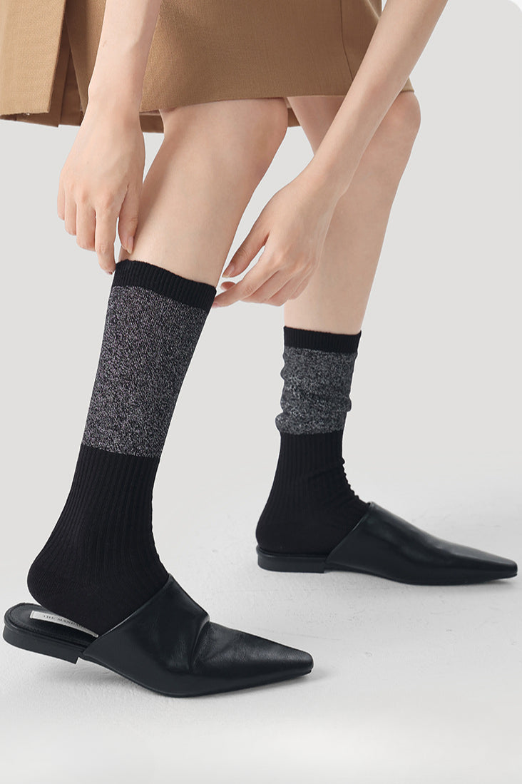 Sleek Textured Ankle Socks